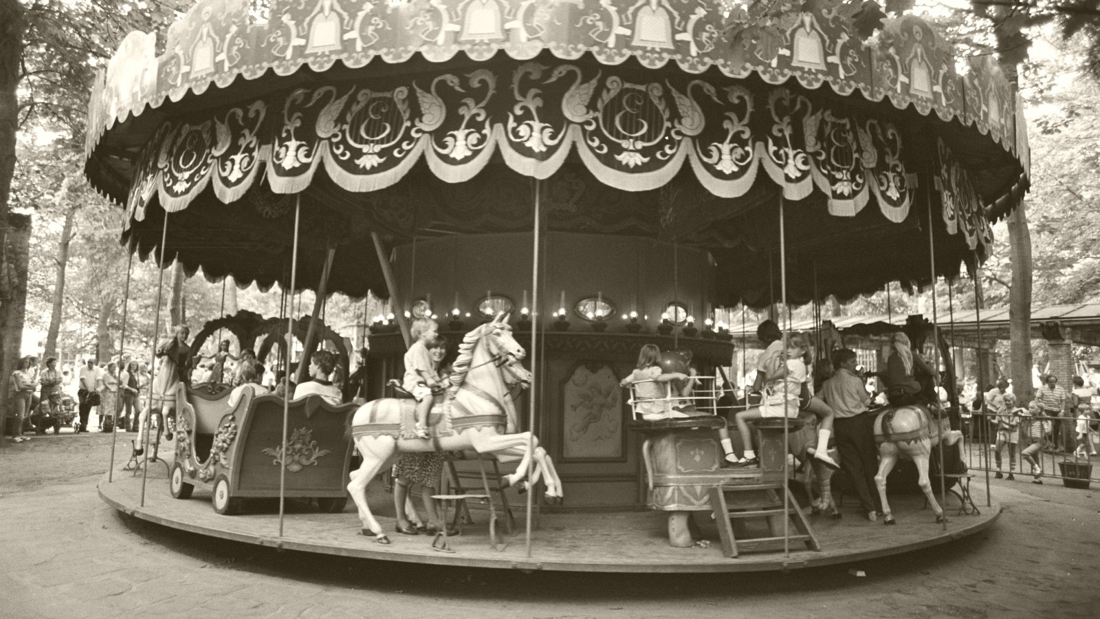 Foto 1 van Vermolen Carrousel