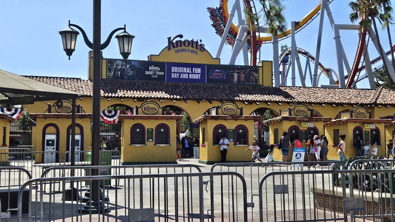 Knott's Berry Farm