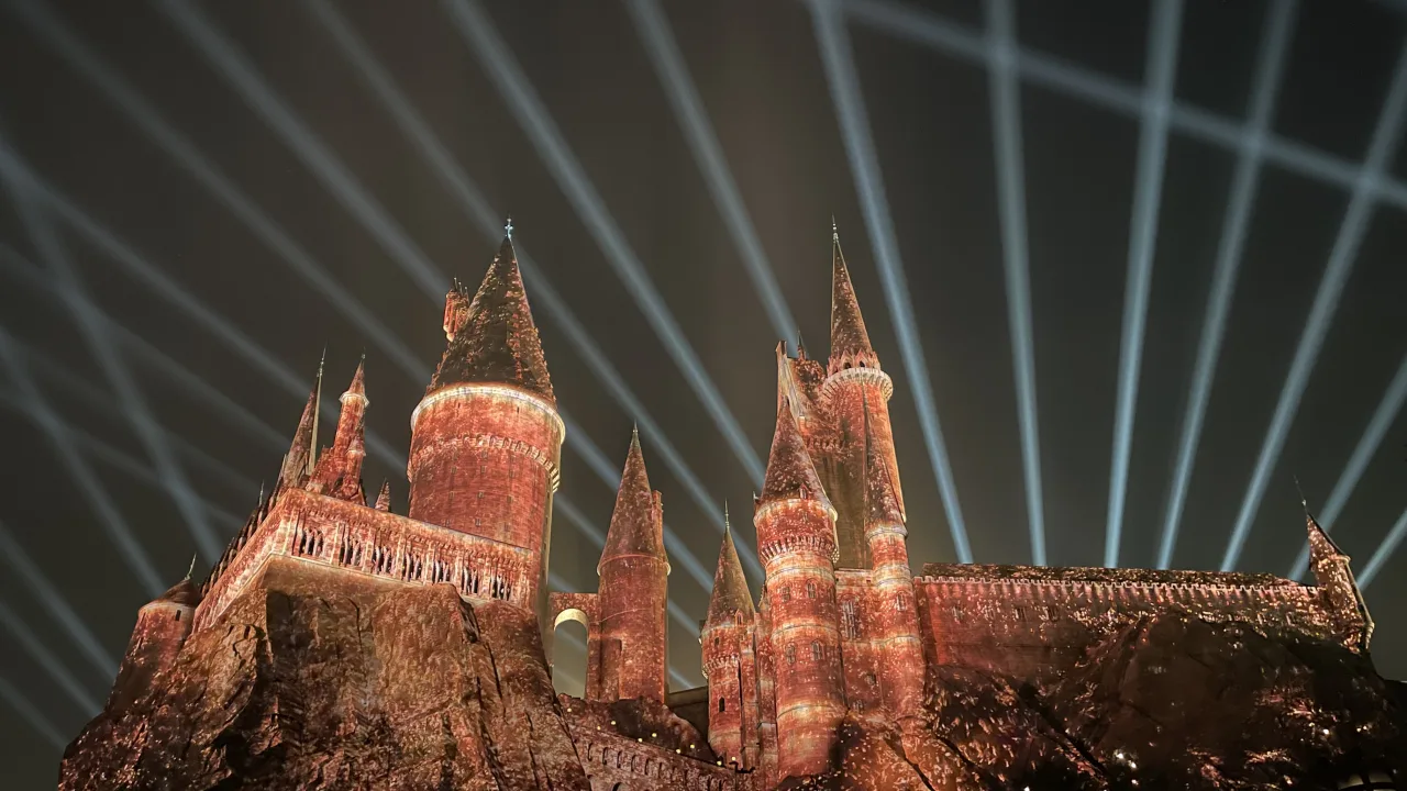 Nighttime Magic at Hogwarts™ Castle