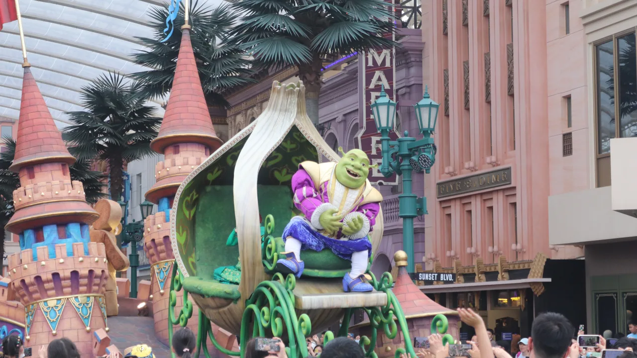 Universal on Parade