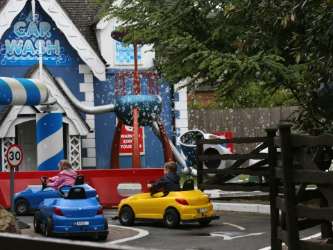 Foto 2 av Cuckoo Cars Driving School