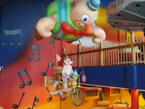 Foto 2 av Kinderland