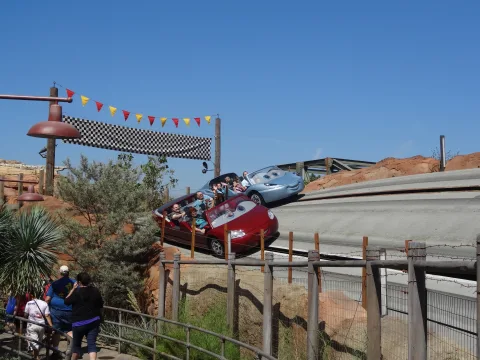 Foto 2 von Radiator Springs Racers