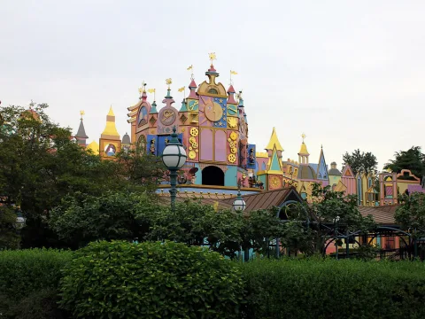 Foto 5 av "it's a small world"