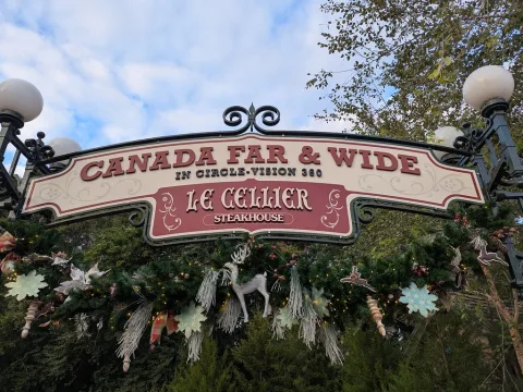 Foto 2 af Canada Far and Wide in Circle-Vision 360