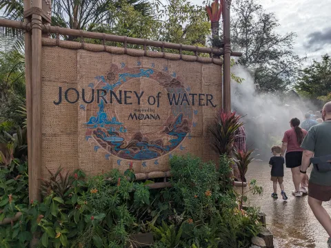 Foto 2 av Journey of Water, Inspired by Moana