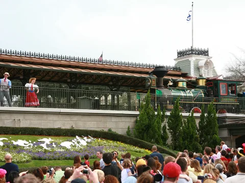 Zdjęcie 3 autorstwa Walt Disney World Railroad - Main Street, U.S.A.