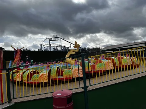 Foto 2 af Dragon Roundabout