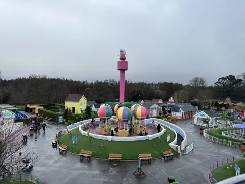 Foto 2 de Peppa's Big Balloon Ride