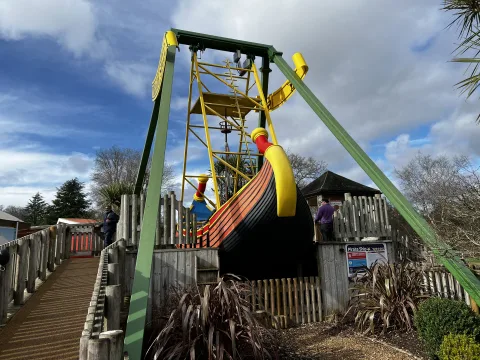 Photo 2 of Pirate Ship
