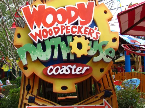 Foto 2 af Trolls Trollercoaster