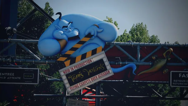 Les Tapis Volants - Flying Carpets Over Agrabah®