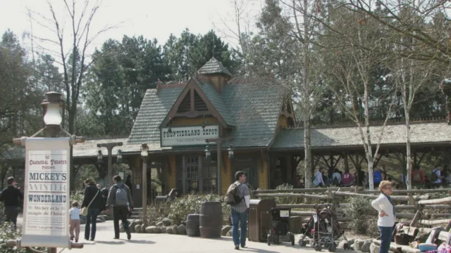 Disneyland Railroad Frontierland Depot