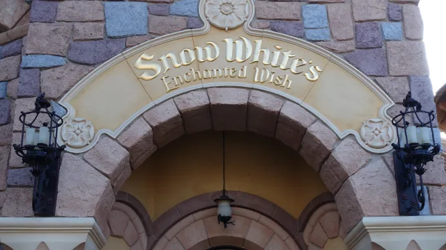 Snow White's Enchanted Wish