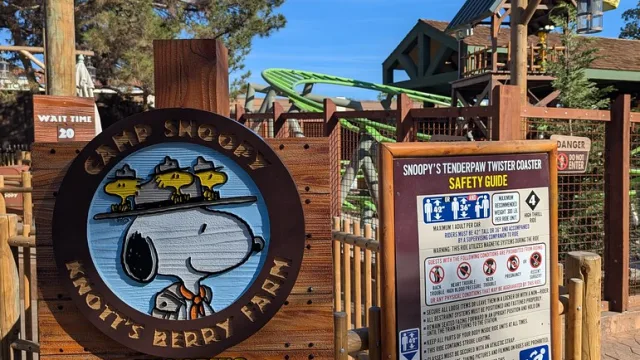 Snoopy’s Tenderpaw Twister Coaster