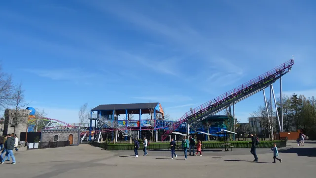 Minifigure Speedway