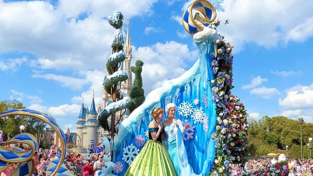 Disney Festival of Fantasy Parade