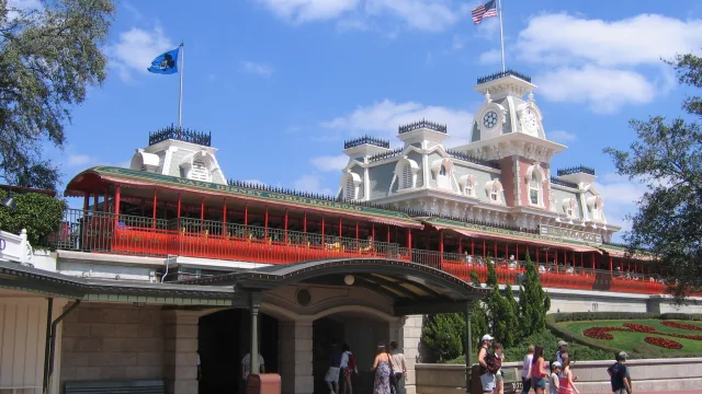 Walt Disney World Railroad - Main Street, U.S.A.