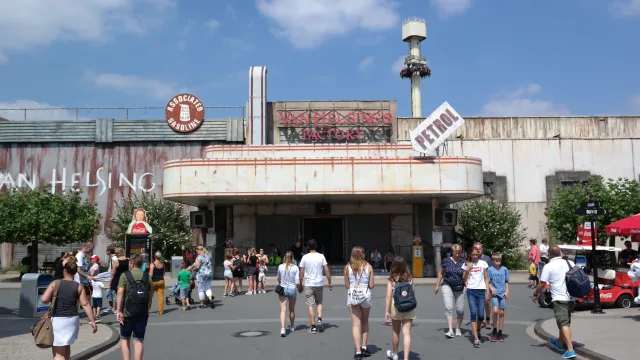 Van Helsing's Factory