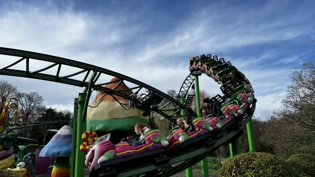 Cat-O-Pillar Coaster