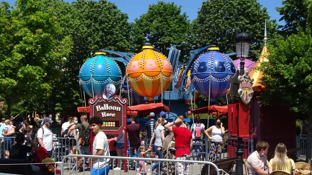 Balloon Race
