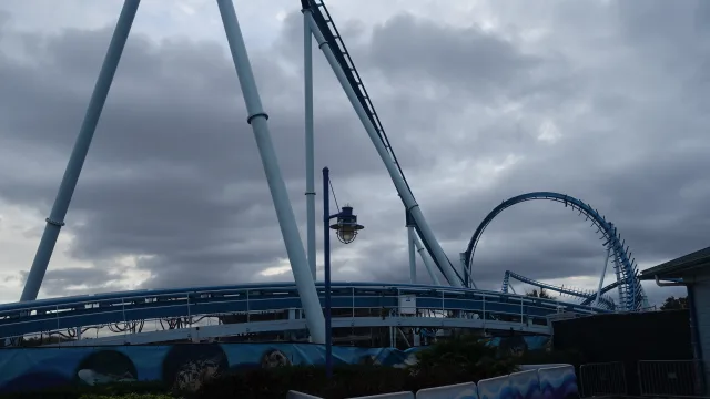Pipeline: The Surf Coaster