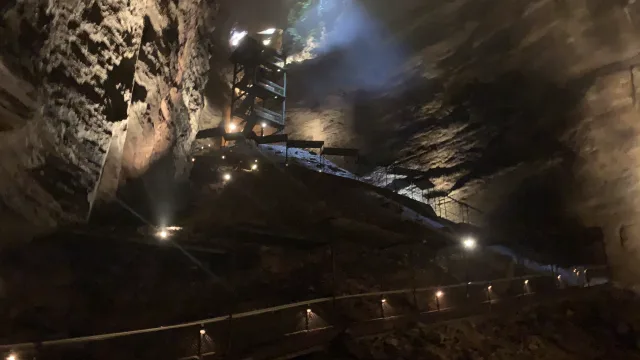 Marvel Cave