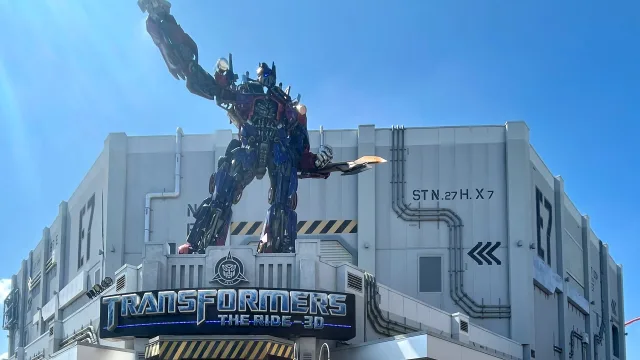 TRANSFORMERS™ The Ride-3D