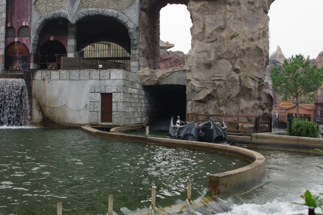 Wait times Thorpe Park and Flamingo Land: Hyperia goes wild