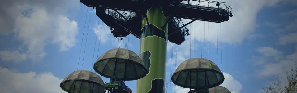 Toy Soldiers Parachute Drop