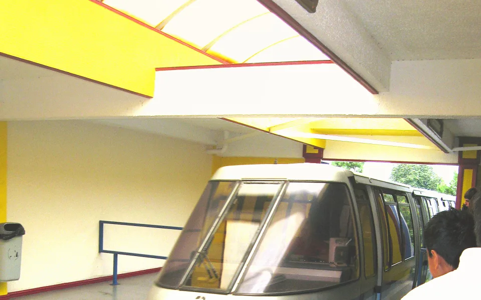 Foto 1 van Monorail to Hotels & Car Parks