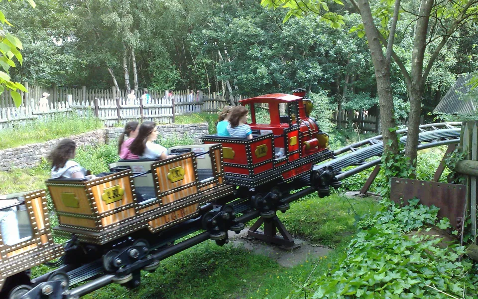 Foto 1 van Runaway Mine Train