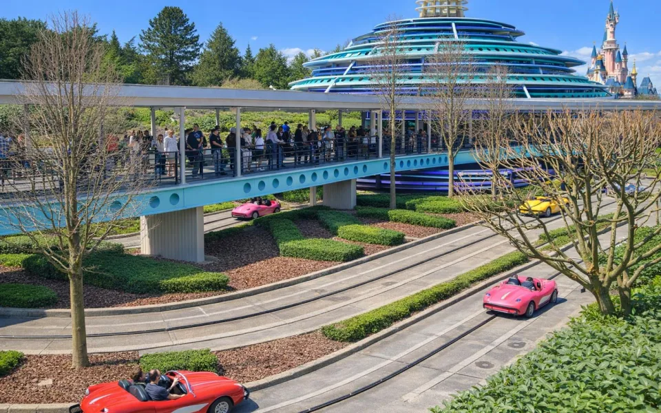 Foto 1 af Autopia, presented by Avis