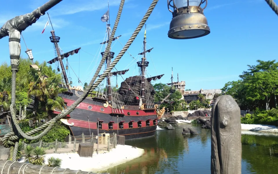 Foto 1 af Pirate Galleon