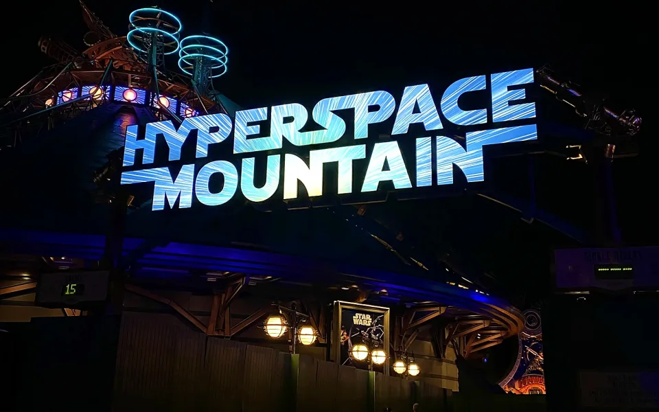 Foto 1 af Star Wars Hyperspace Mountain
