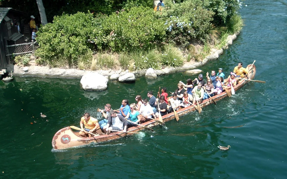 Foto 1 af Davy Crockett's Explorer Canoes