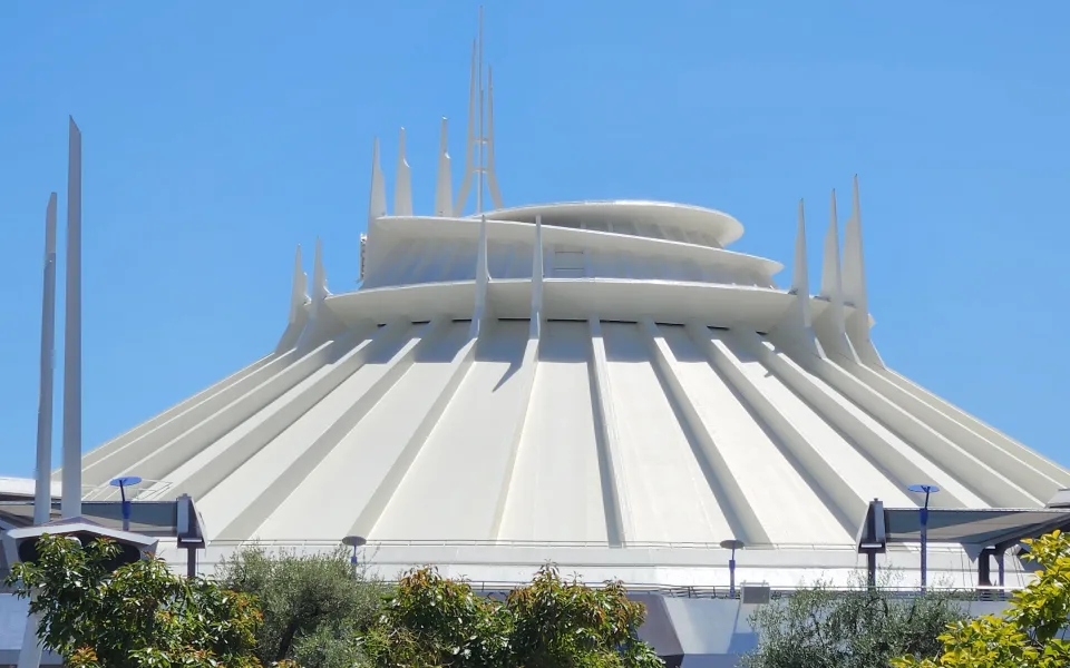 Zdjęcie 1 autorstwa Space Mountain