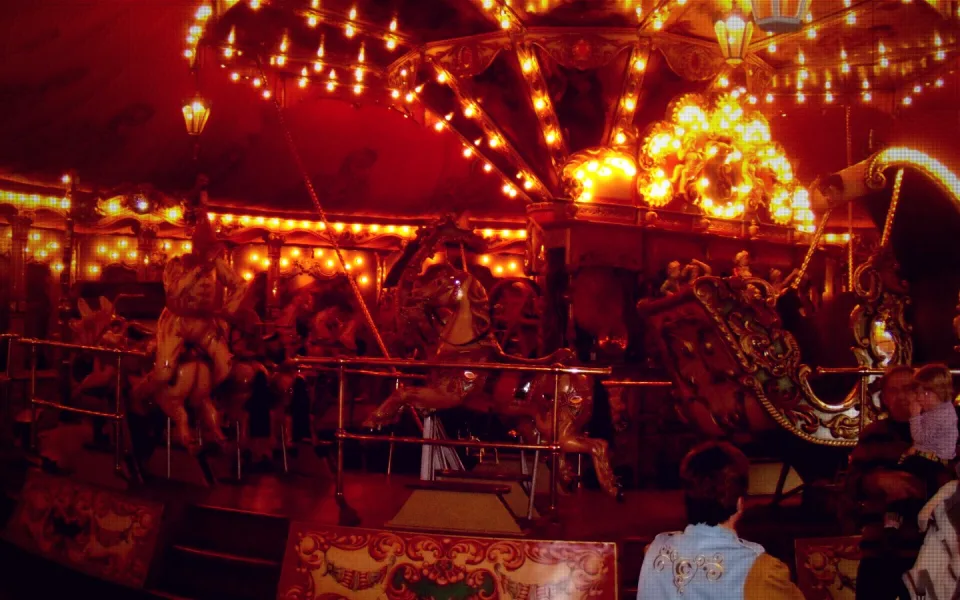 Foto 1 von Stoomcarrousel