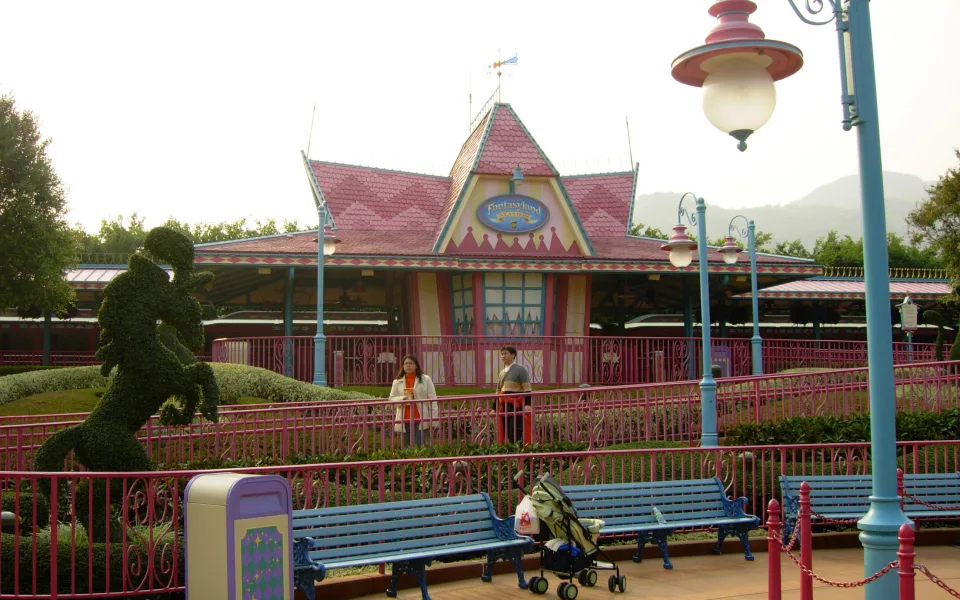 Foto 1 af Hong Kong Disneyland Railroad – Fantasyland Station
