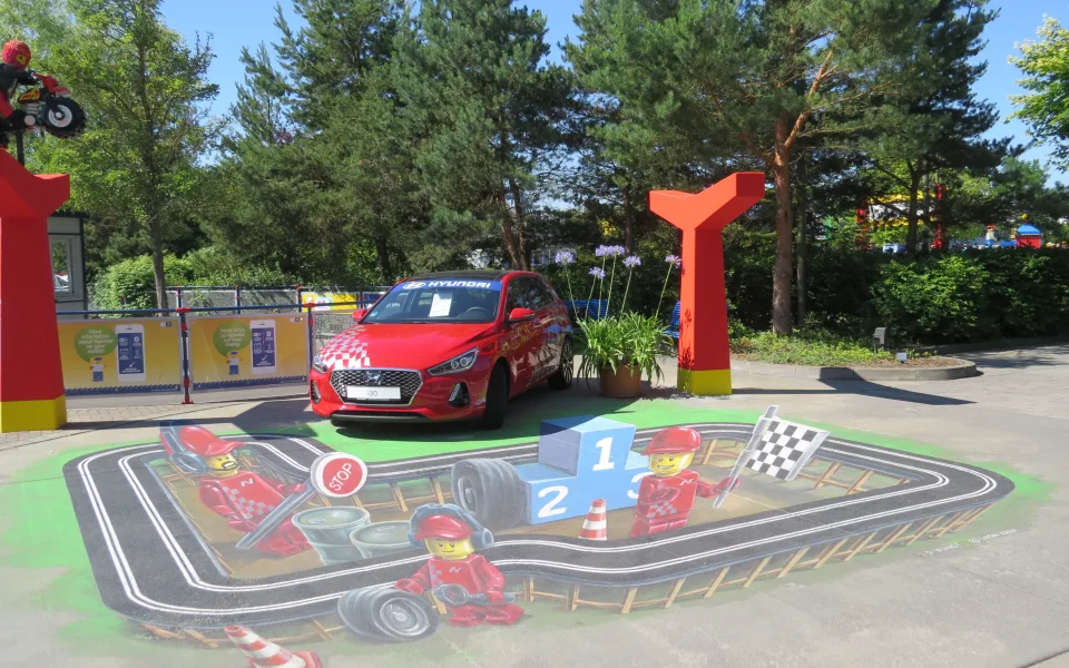 Foto 1 av LEGOLAND® Junior Driving School powered by Hyundai