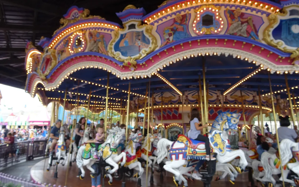Zdjęcie 1 autorstwa Prince Charming Regal Carrousel