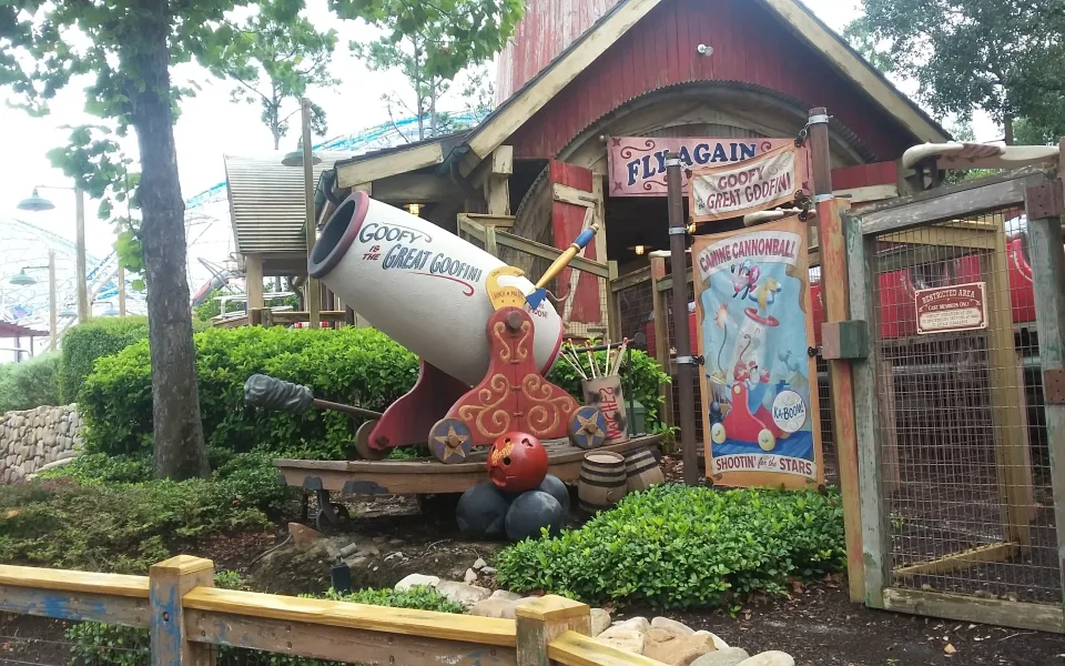 Foto 1 av The Barnstormer