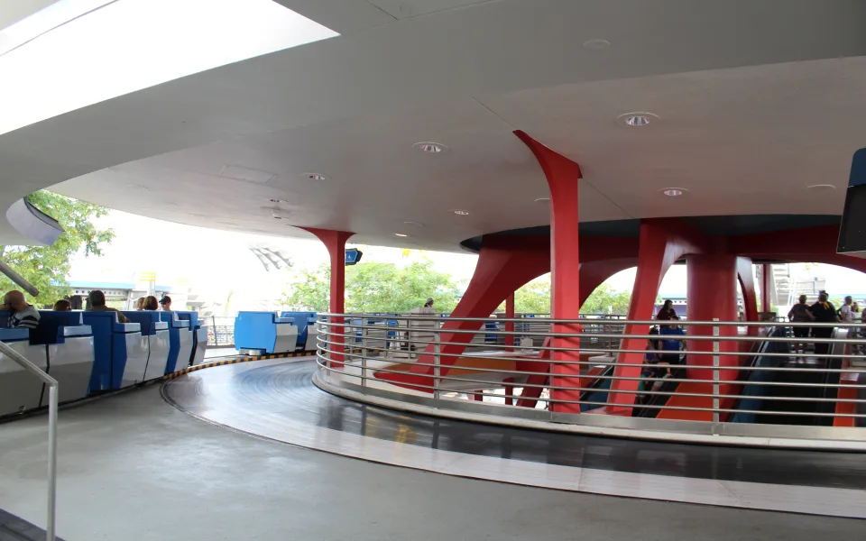 Foto 1 av Tomorrowland Transit Authority PeopleMover