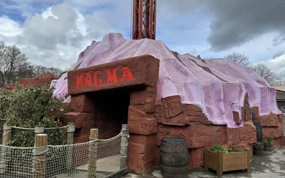 Foto 1 av Magma