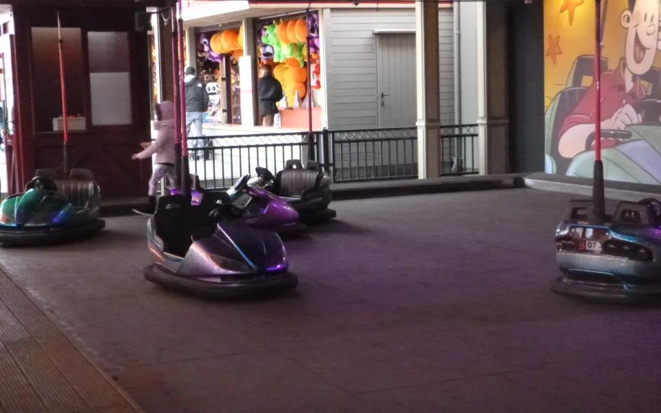 Foto 1 av The Bumper Cars