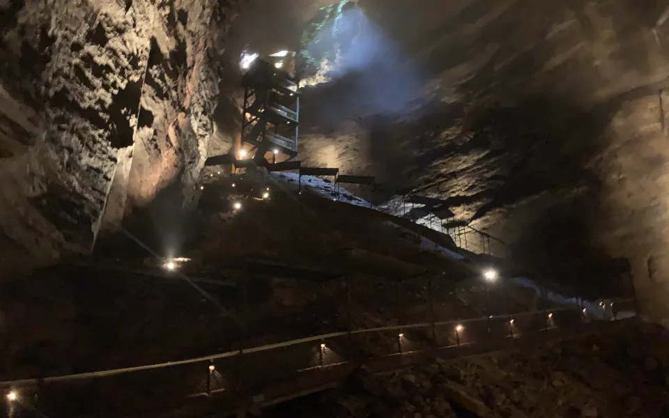 Zdjęcie 1 autorstwa Marvel Cave