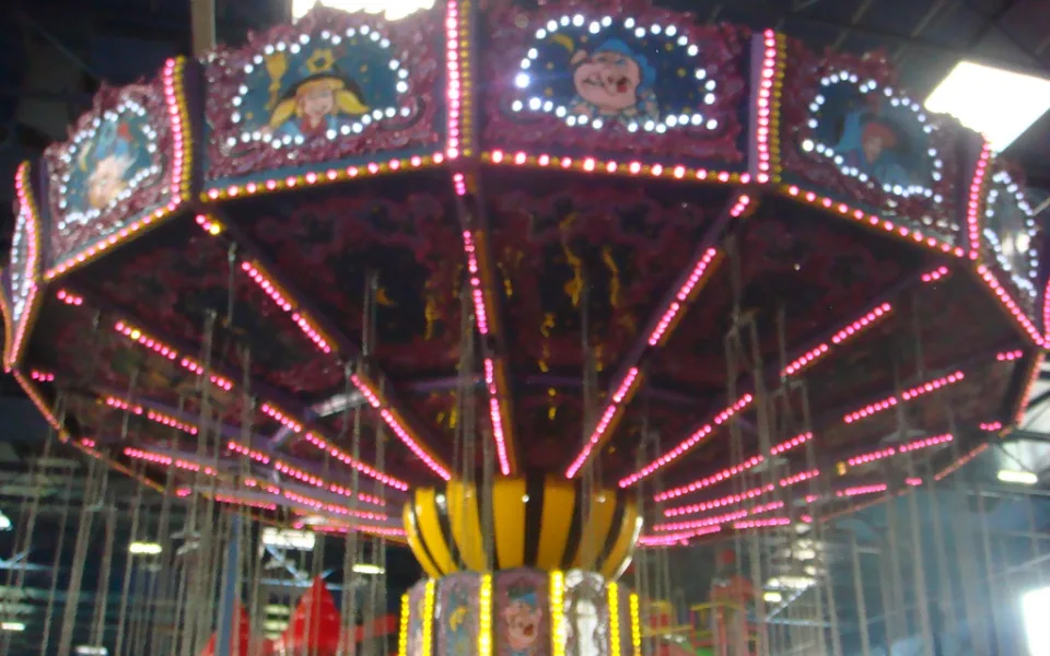 Foto 1 af Djinn