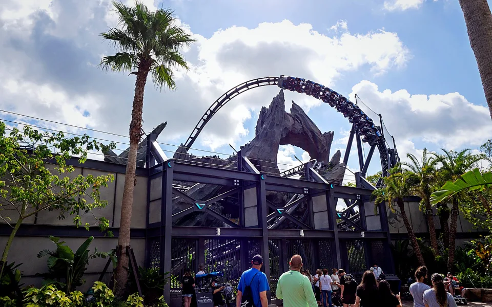 Foto 1 af Jurassic World VelociCoaster